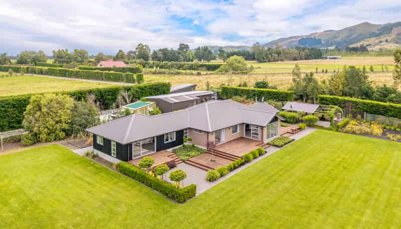 875 German Road, Oxford