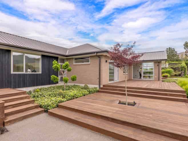 875 German Road, Oxford