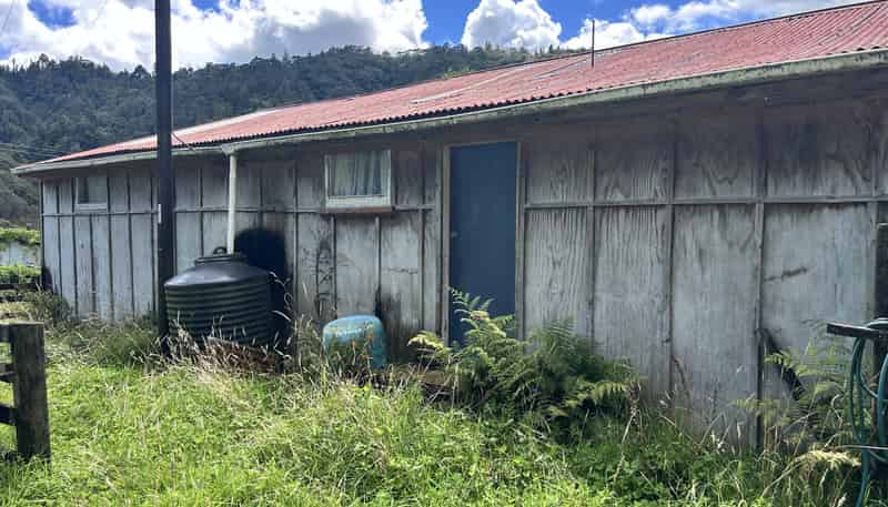 328B Kaka Road, Okoki