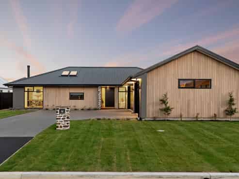 12 Frank Chittock Street, Lincoln