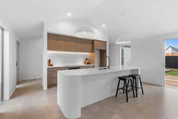 21 McCaw Road, Lincoln