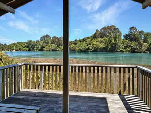 1191 Abel Tasman Drive, Tata Beach