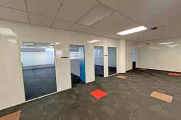 TOP FLOOR OFFICE WITH PARK VIEWS
