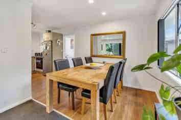 28 Blomfield Street, Pukehangi