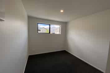 8B Crop Street, Jacks Point