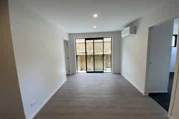 8B Crop Street, Jacks Point