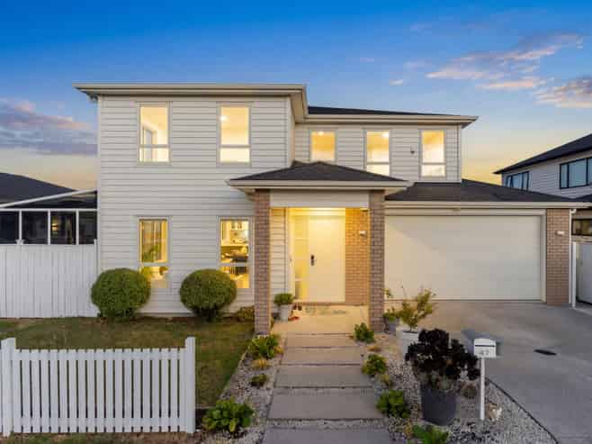 47 Johns Creek Crescent, Silverdale