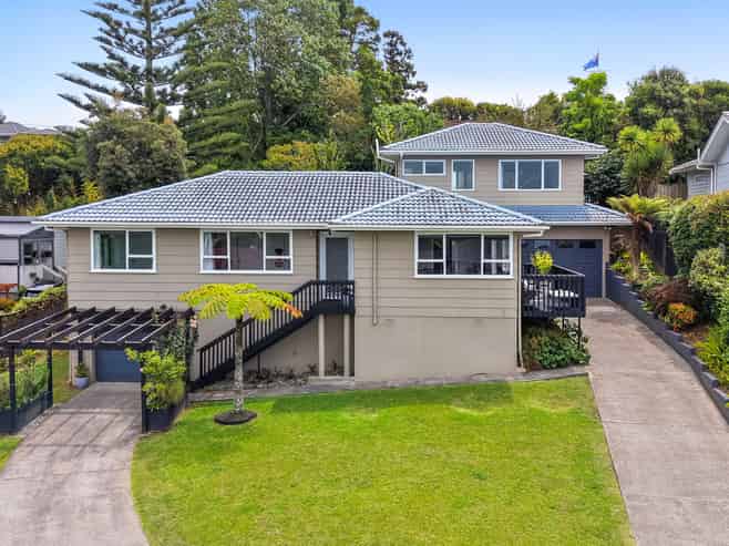 16 Judkins Crescent, Cockle Bay