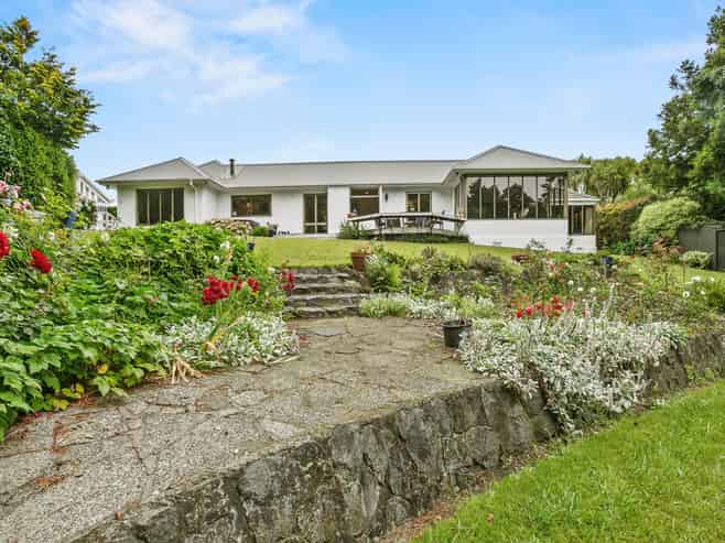 184c Seaview Road, Westown