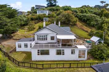 113 Cliffs Road, Saint Clair