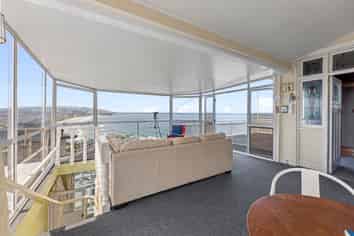 113 Cliffs Road, Saint Clair