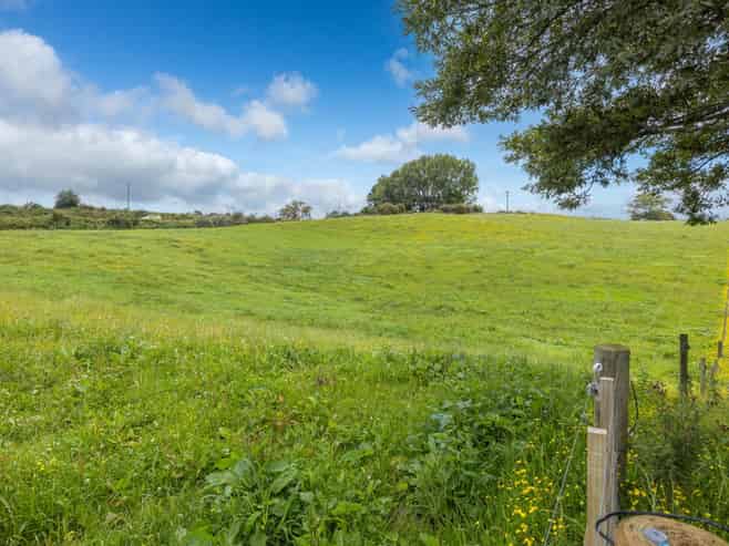 2 Pine Road, Lichfield