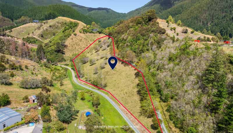 Lot 2, 58 Macs Road, Hira