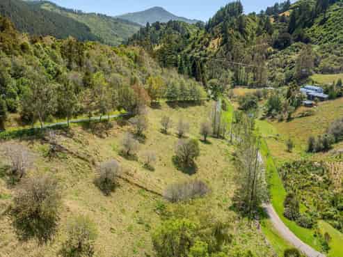 Lot 2, 58 Macs Road, Hira