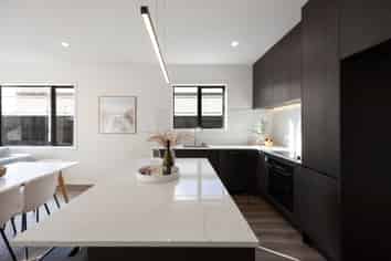 2/8 Lumino Terrace, Peacocke