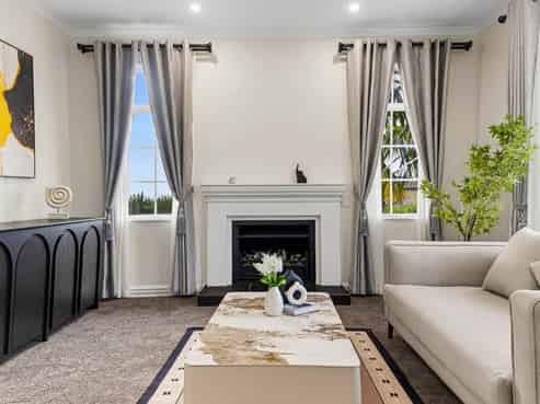 31  Regis Lane, Flat Bush