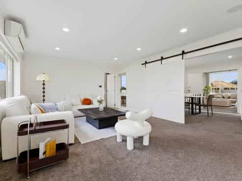 31  Regis Lane, Flat Bush