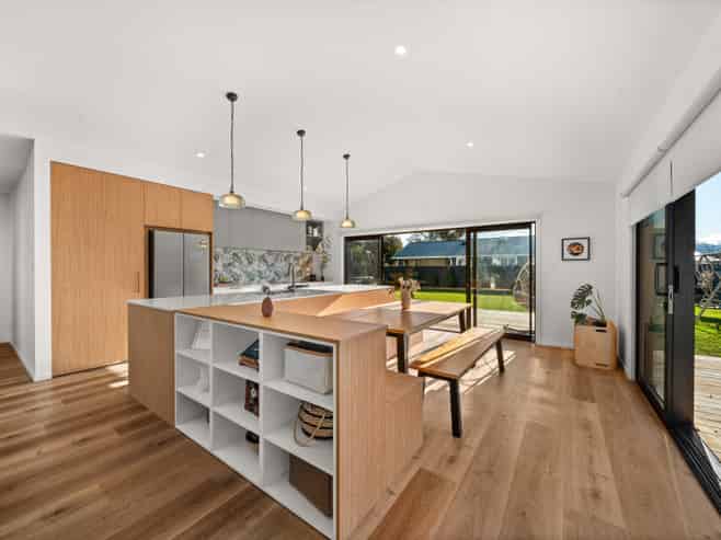 17C Madison Street, Carterton