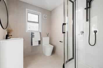 3/134 St Johns Road, Saint Johns