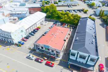 Investment with Upside and Owner Occupier Options