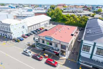 Investment with Upside and Owner Occupier Options