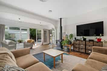 8 King Street, Doyleston