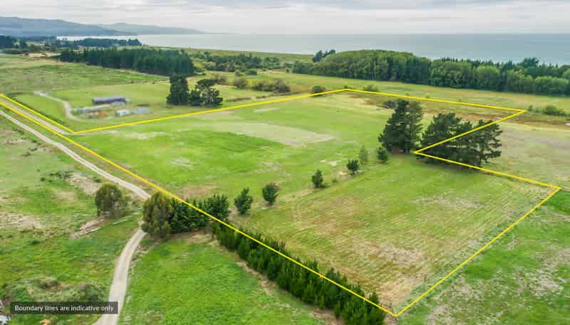 72 Newcombes Road, Amberley