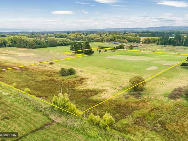 72 Newcombes Road, Amberley