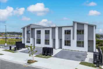 3, 5, 7 Tack Road, Silverdale