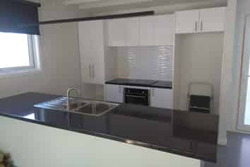 33C Bracken Road, Paparangi