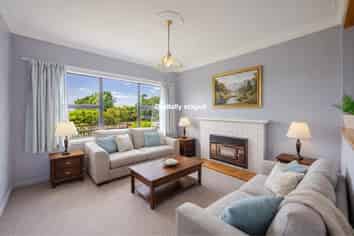 76 Beach Road, Haumoana