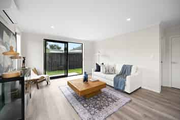 2 & 3/72 Ohaupo Road, Melville