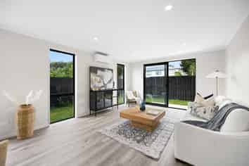 2 & 3/72 Ohaupo Road, Melville