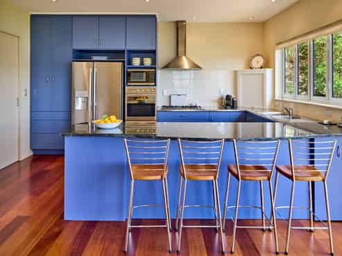 14 The Crescent, Roseneath