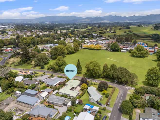 15 Crossley Street, Katikati