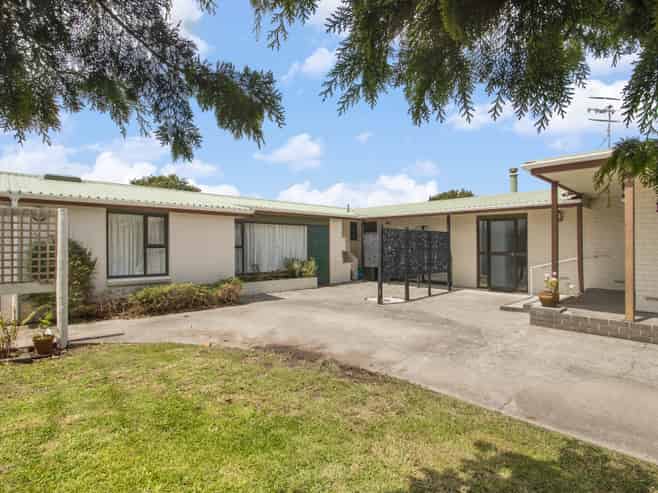 15 Crossley Street, Katikati