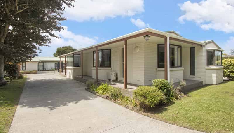 15 Crossley Street, Katikati