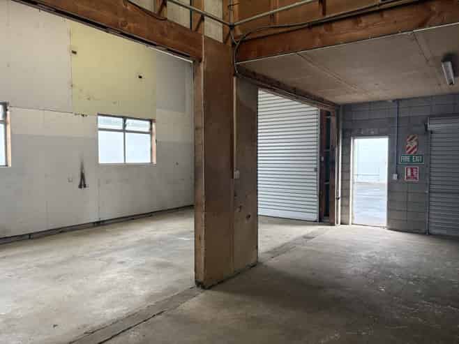 Frontage to White Street