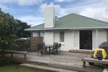 1/40 Lake Pupuke Drive, Takapuna