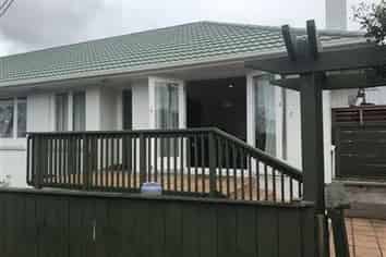 1/40 Lake Pupuke Drive, Takapuna