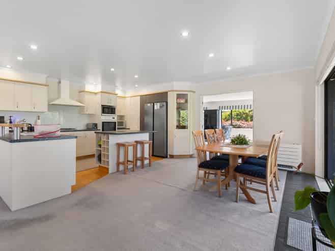 69 Barrett Road, Whalers Gate