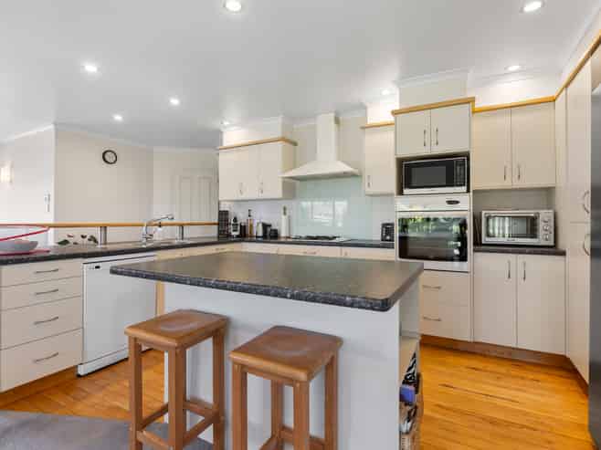 69 Barrett Road, Whalers Gate