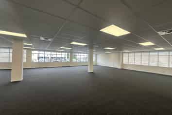 Full floor Opportunity with Lift Access