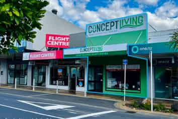 High-Profile King Street Retail with Parking