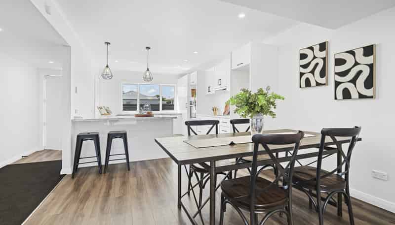 254 Coronation Avenue, Welbourn