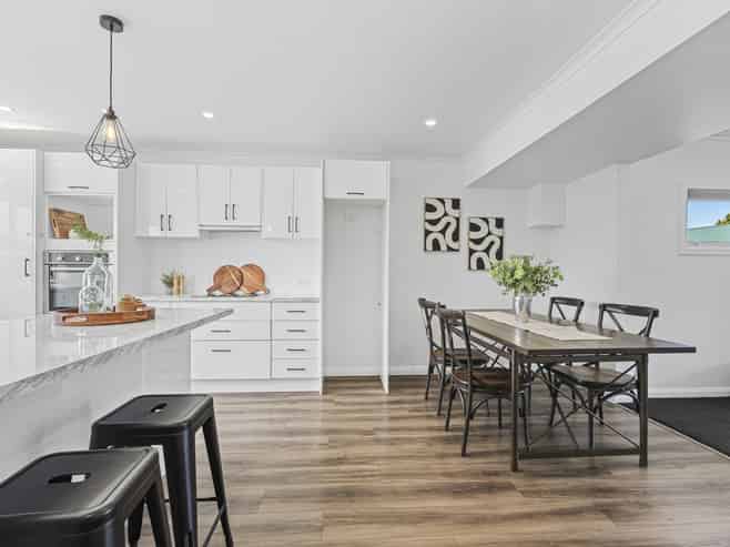 254 Coronation Avenue, Welbourn