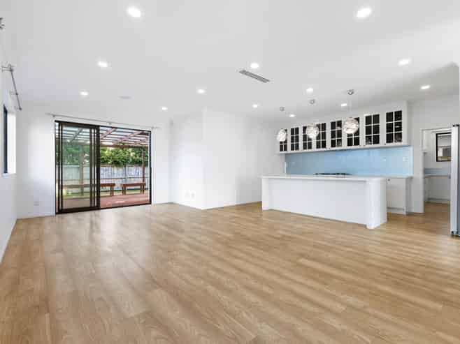 5 Downpatrick Drive, Flat Bush