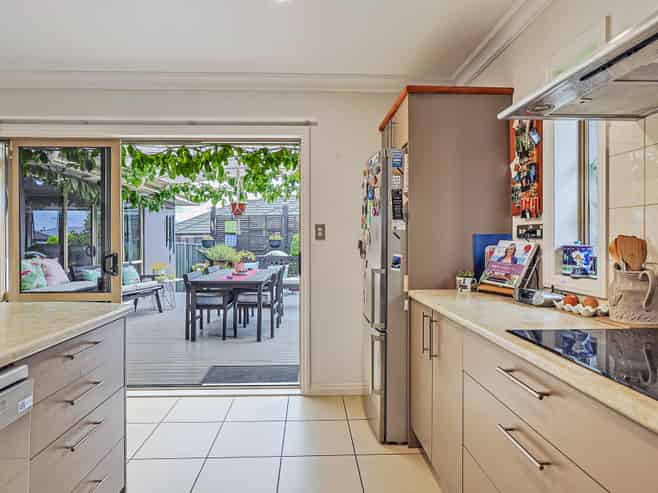 9 Russell Robertson Drive, Havelock North