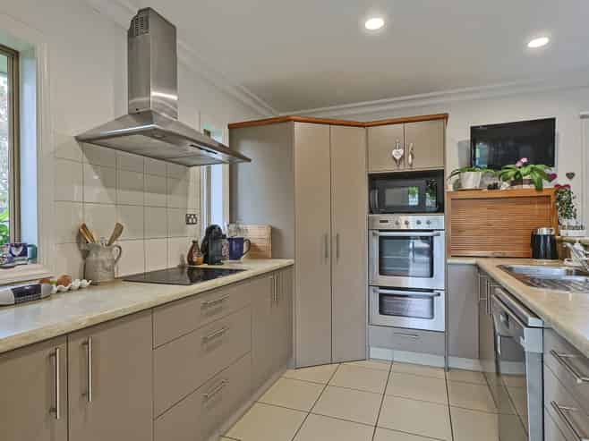 9 Russell Robertson Drive, Havelock North