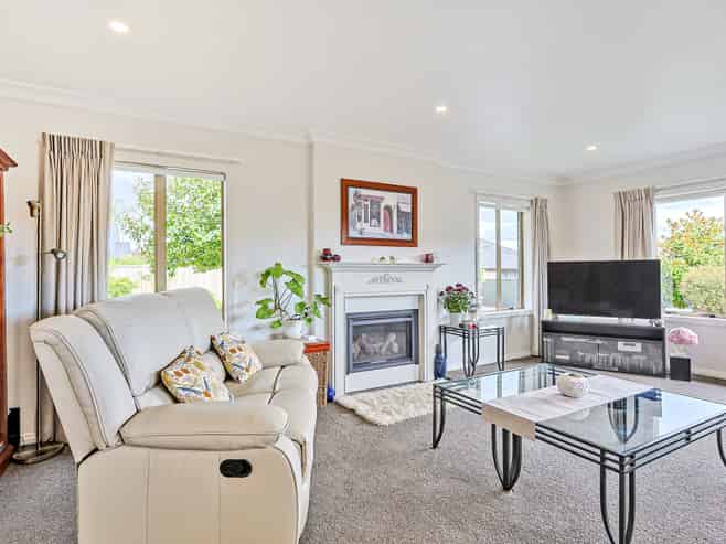 9 Russell Robertson Drive, Havelock North